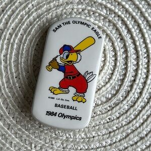 ❄️Vintage Sam Olympic Eagle Baseball Pin❄️